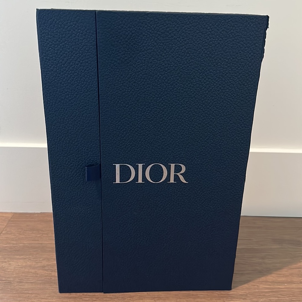 Dior empty shirt box